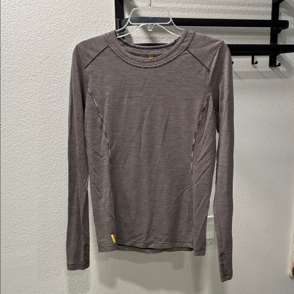 Lole Heathered Charcoal Long Sleeve Performance Top